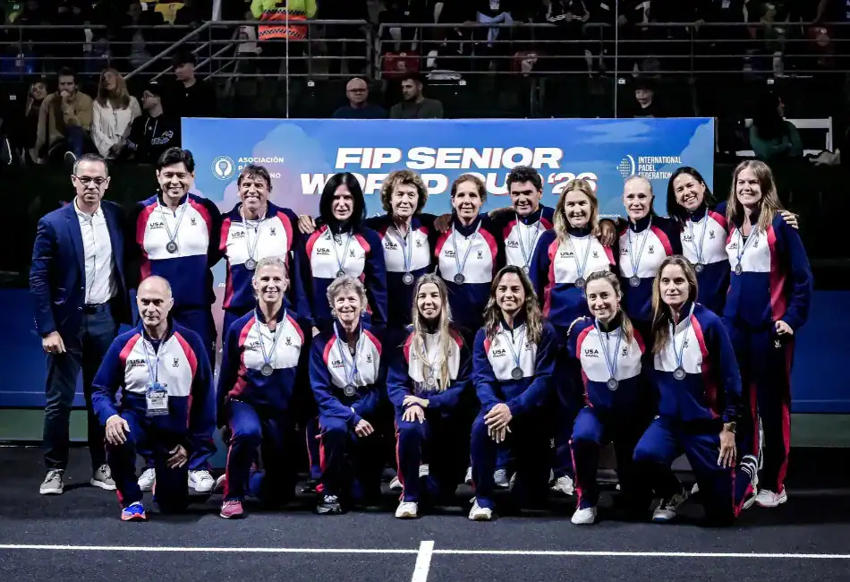 WOMEN's SENIOR TEAM
